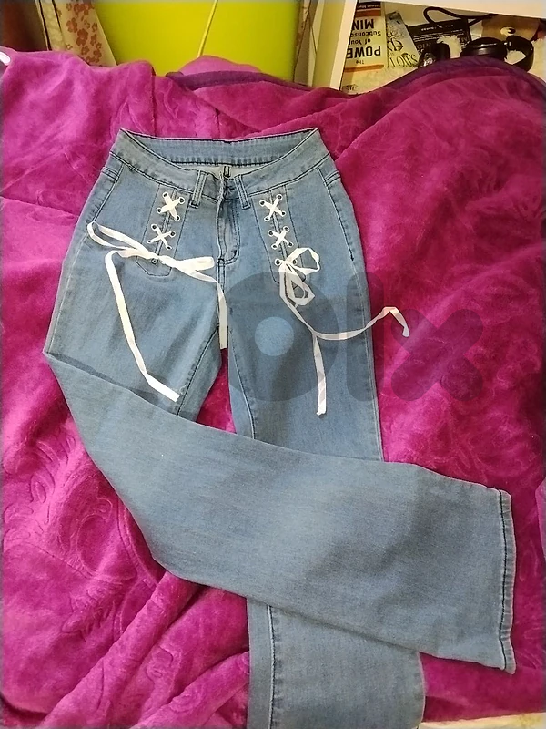 jeans pants
