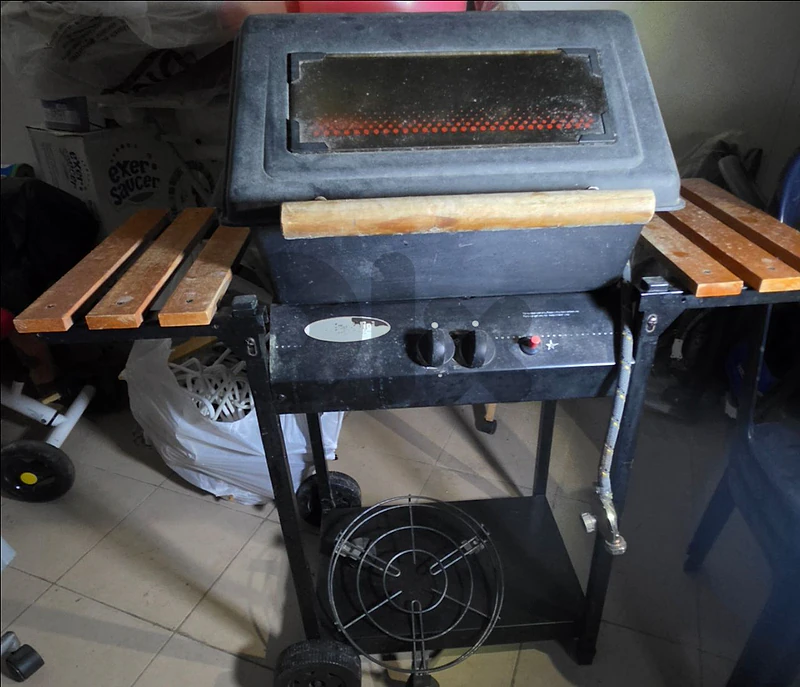 Gas BBQ Grill / Barbecue