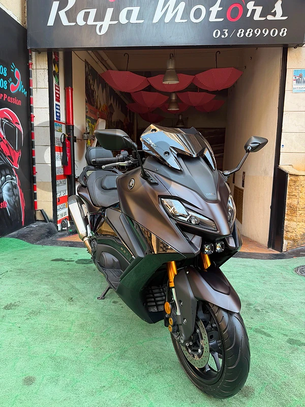 Motorcycle for sale yamaha tmax tech 560 cc