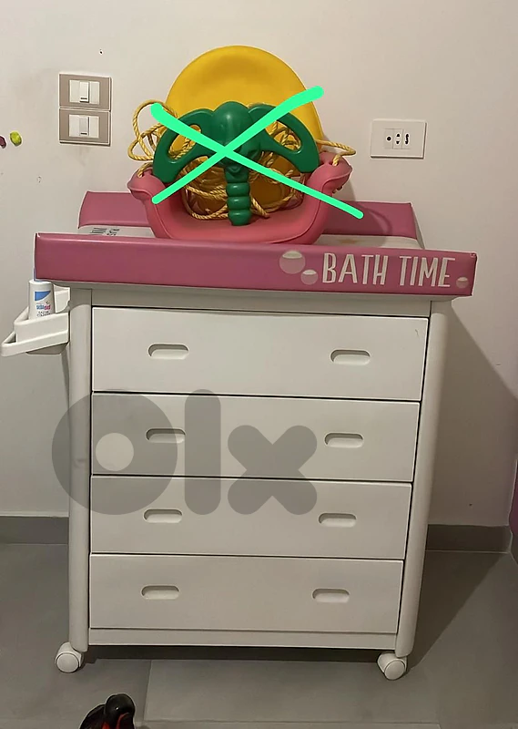 bathtub plastic w 8rad b 50$