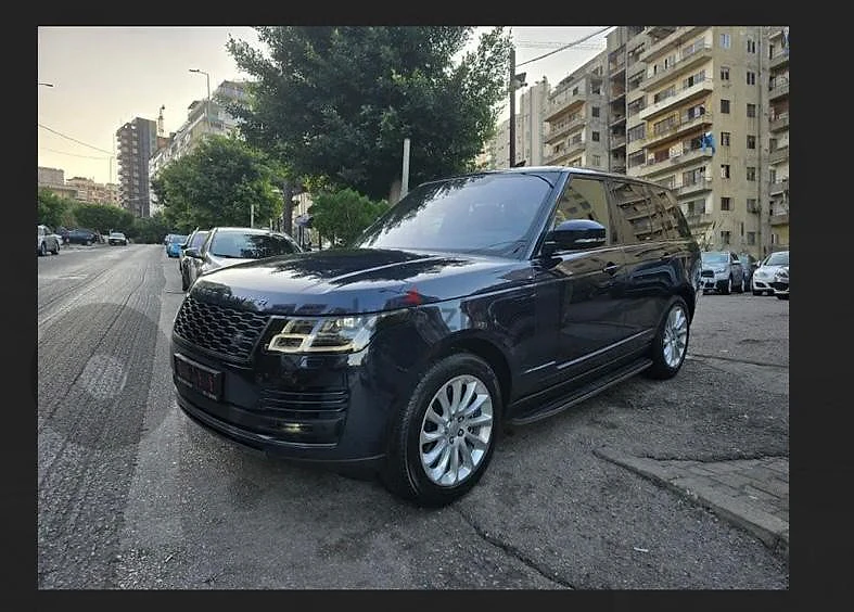 Land Rover (Range Rover) HSE Vogue 2018 for sale (mint conditions)