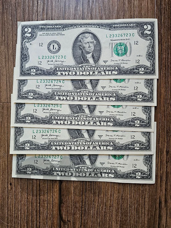 banknotes