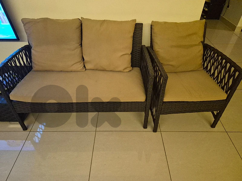 Outdoor Furniture  (2 +1 +1)
