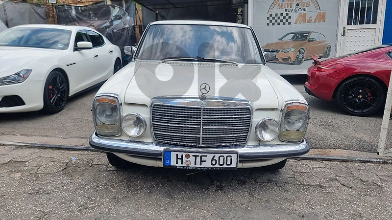 Mercedes-Benz 200 Series 1975 Classic