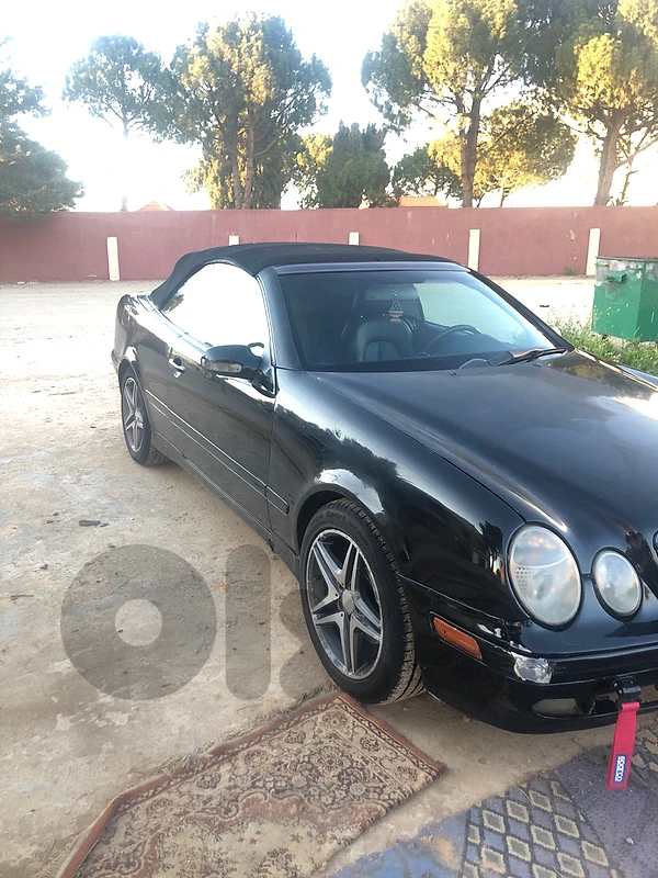 Mercedes-Benz CLK-Class 2000 2000