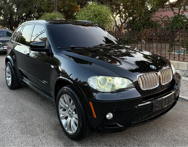 BMW X5 2011 5.0i XDRIVE M-Package