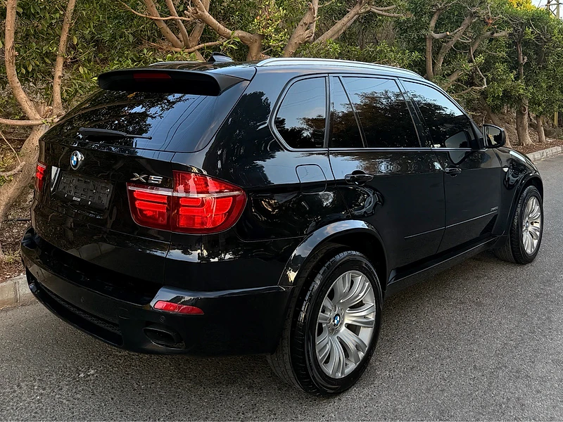 BMW X5 2011 5.0i XDRIVE M-Package