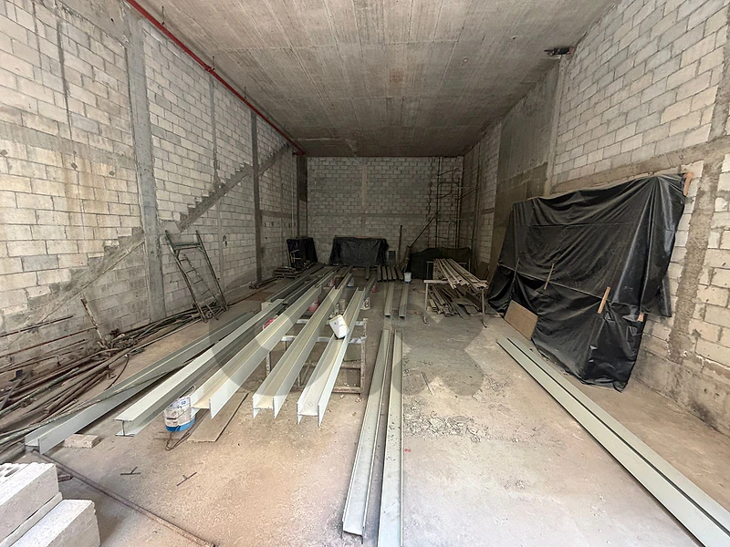 Shop for Rent in Downtownمحل تجاري للإيجار في وسط بيروت