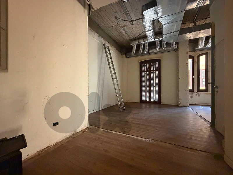 Office For Rent in Downtownمكتب للإيجار في وسط بيروت