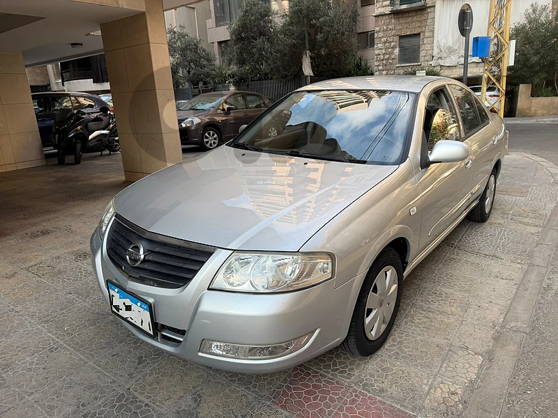 Nissan Sunny 2010