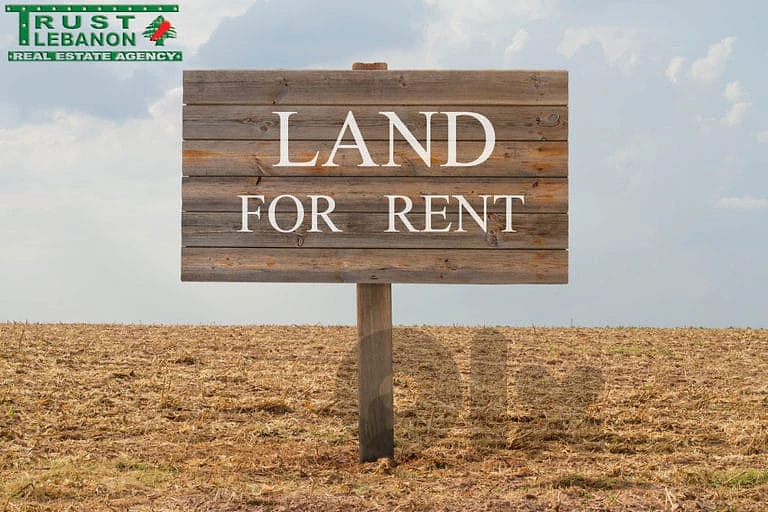 Land for Rent in Horch Tabet | عقار للايجار في حرش تابت