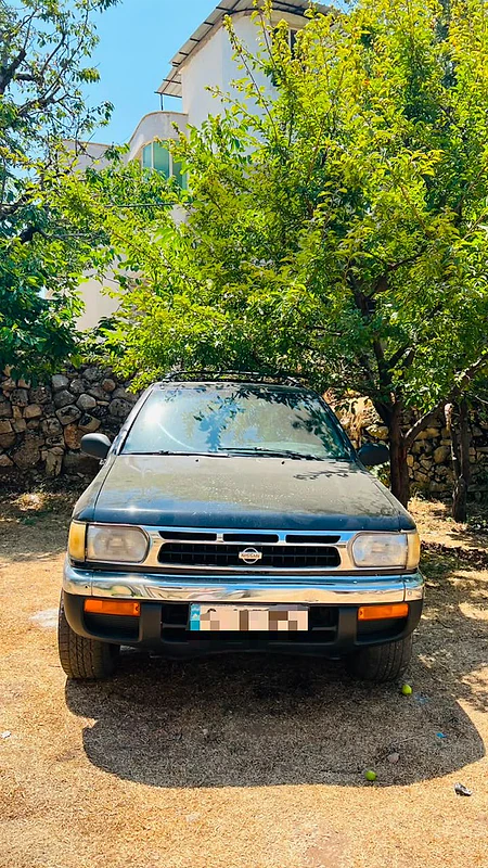 نيسان باثفايندر 1999 ١٩٩٩