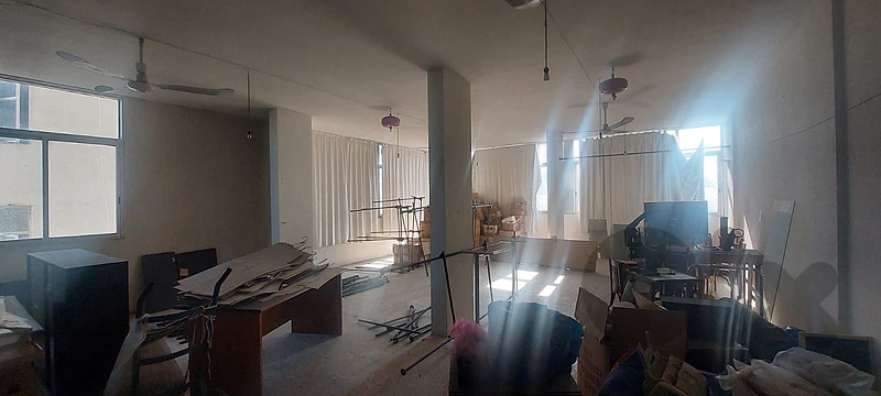 Warehouse for Sale in Bourj Hammoud مستودع للبيع في برج حمود