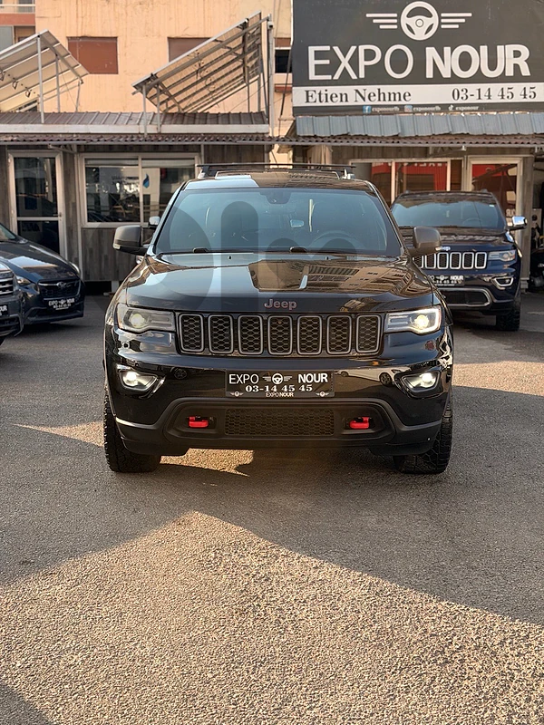 Jeep Grand Cherokee 2018 Trailhawk limited Plus Jeep Grand Cherokee 2018 Trailhawk limited Plus