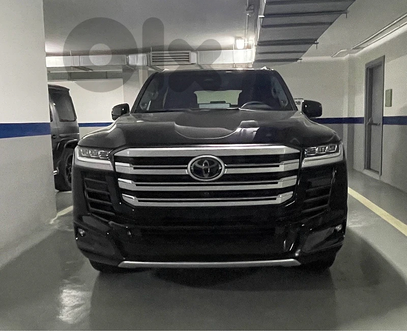 Toyota Land Cruiser 2025 VXR Hybrid