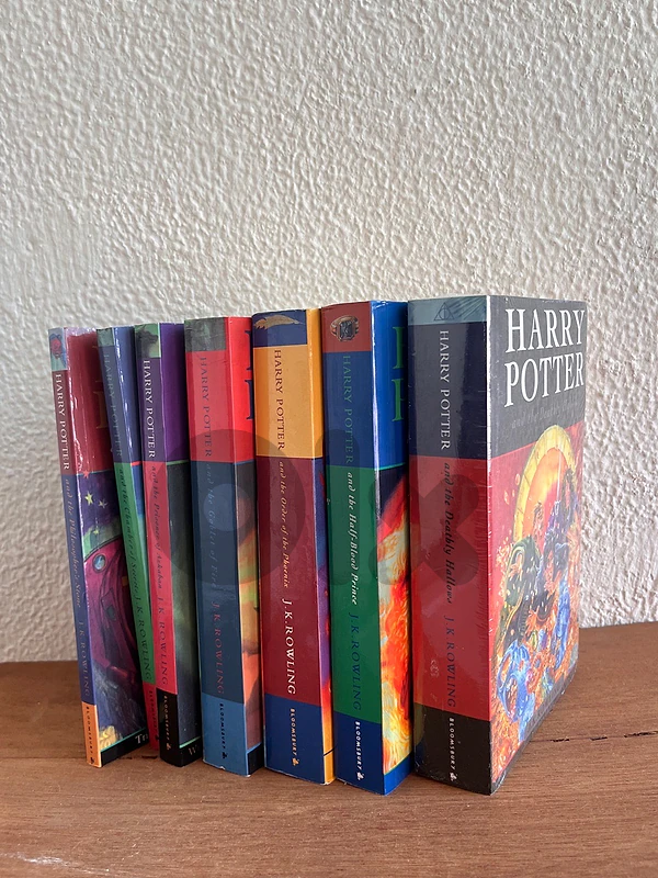 Bloomsbury Full Harry Potter Set