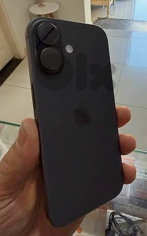 iPhone 17 black sim + esim