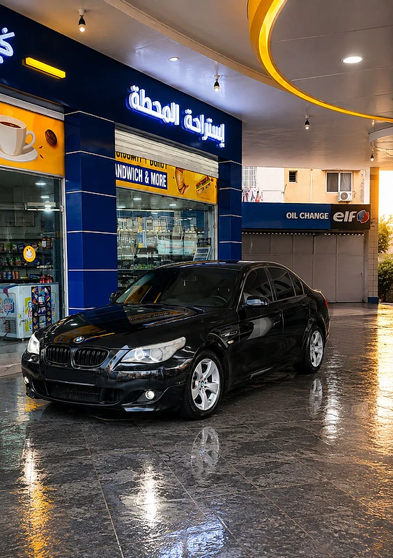 BMW 5-Series 2005 BMW E60 525i 2005