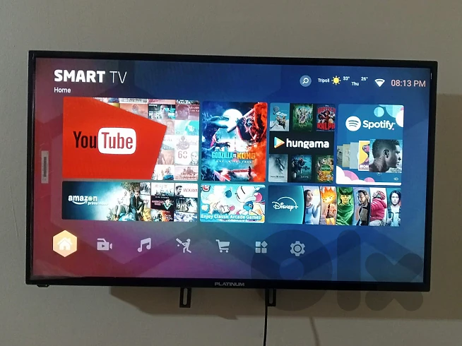 40" Smart TV with Remote