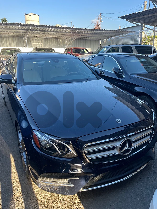 Mercedes-Benz E-Class 2017 300 low milege Mercedes-Benz E-Class 2017 300 low milege