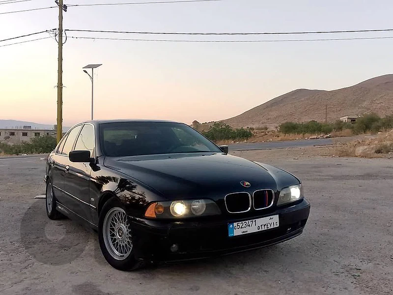 BMW 523 1998