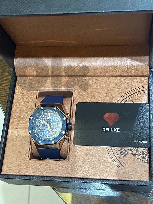 Deluxe Mini Focus Watch
