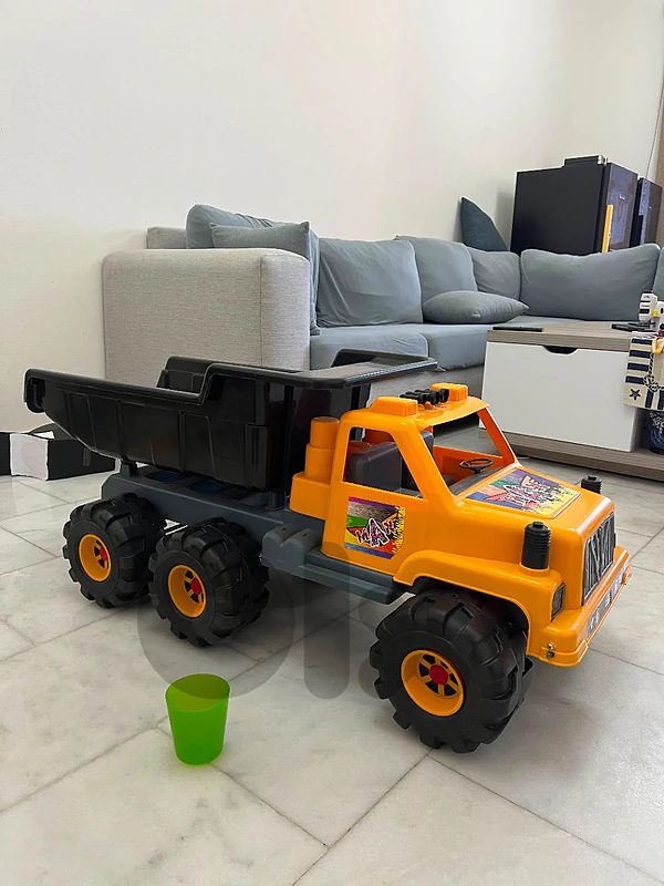 Dump Truck