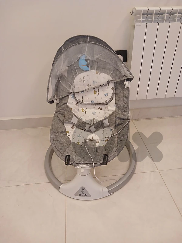 Baby swing