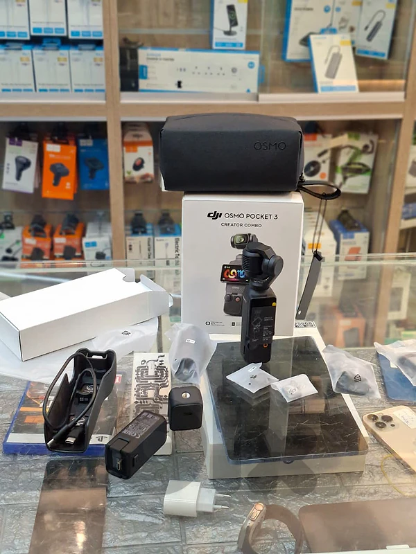 Used like new dji osmo pocket 3 creator combo