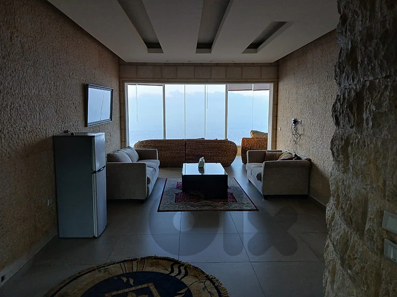 Stunning Villa for Sale in Aytat - Exceptional Views & Amenities