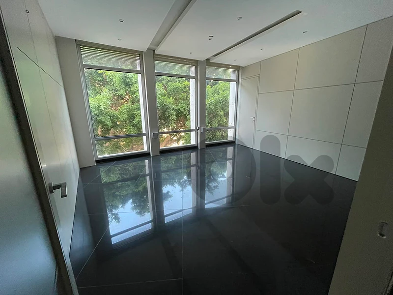 Office For Rent in Downtownمكتب للإيجار في وسط بيروت