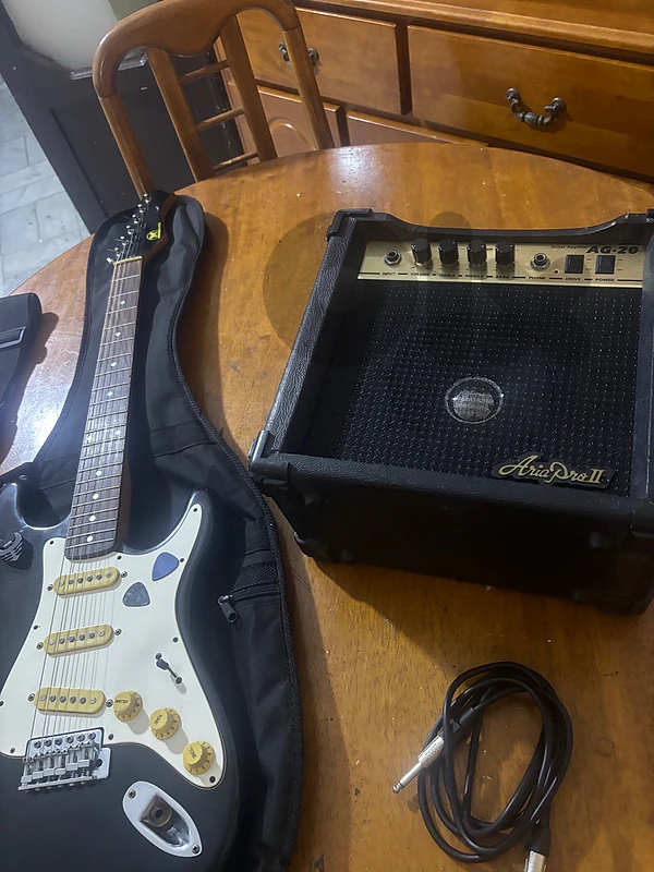 package electric guitar amp