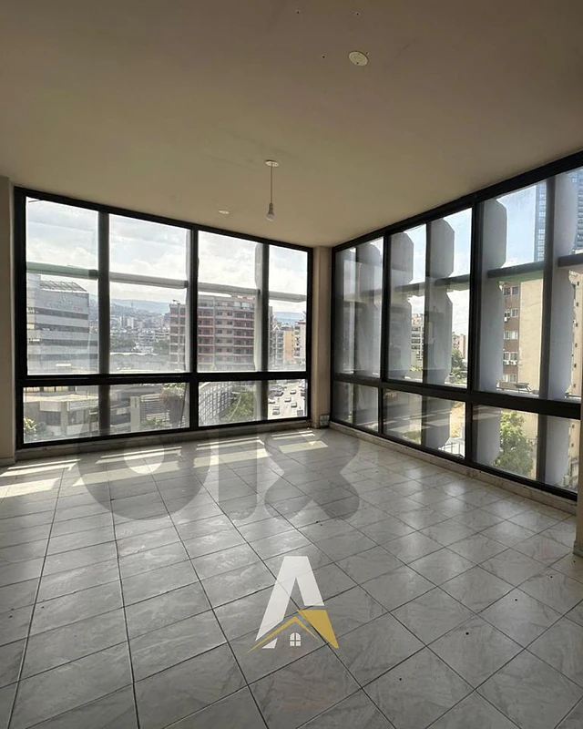 220 SQM Full Floor Office In Dekwaneh