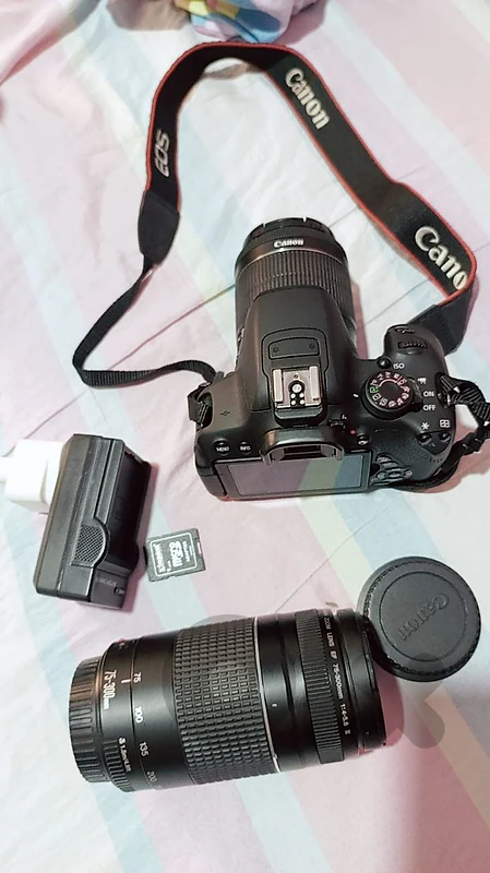 Canon EOS