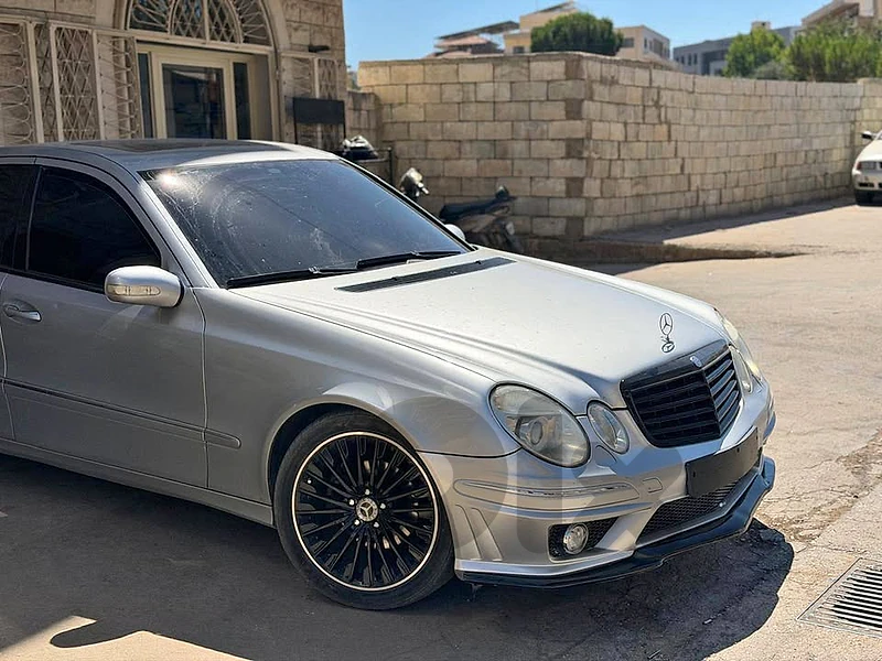 Mercedes E500 2003