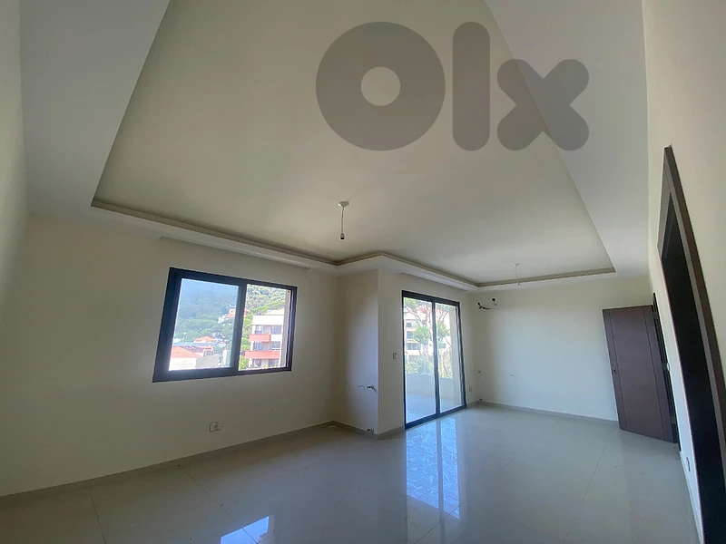 Unfurnished 4-Bedroom Duplex for Sale in Mar Chaaya  MQML0019