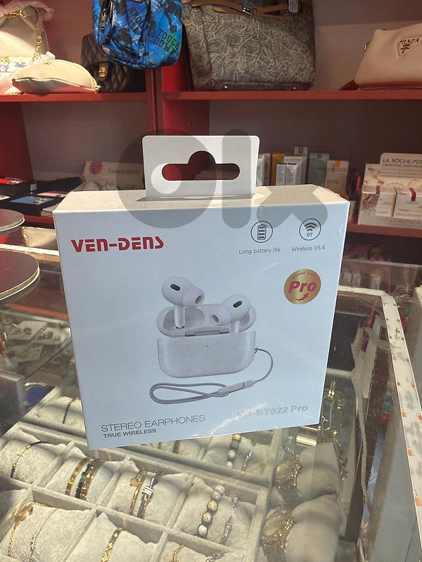 den dens aipods