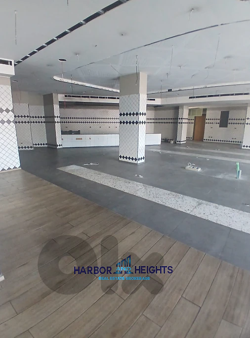 Shop for Rent in Dbayeh - محل تجاري للإيجار في ضبية
