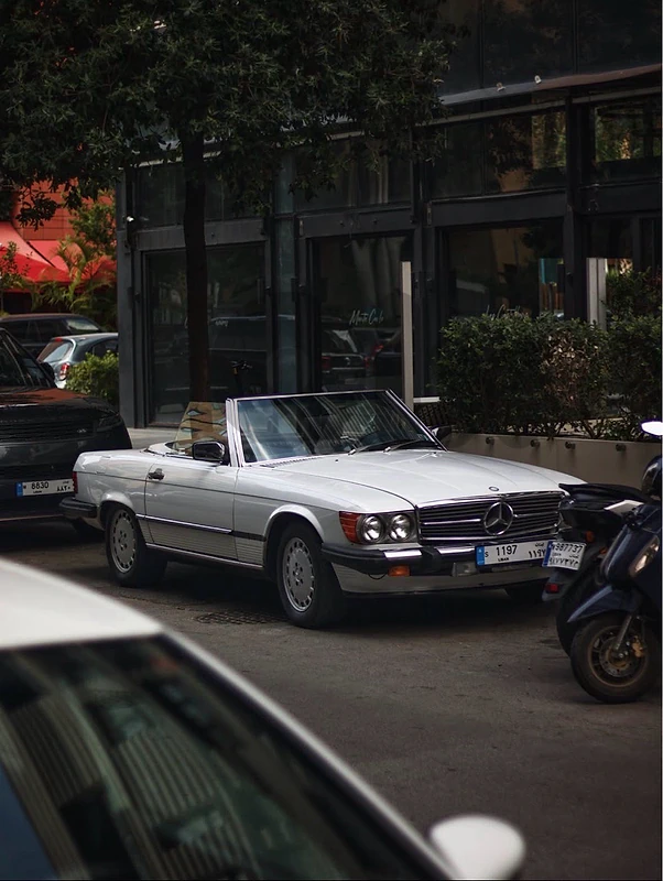 Mercedes-Benz SL-Class 1988 Mercedes-Benz SL-Class 1988