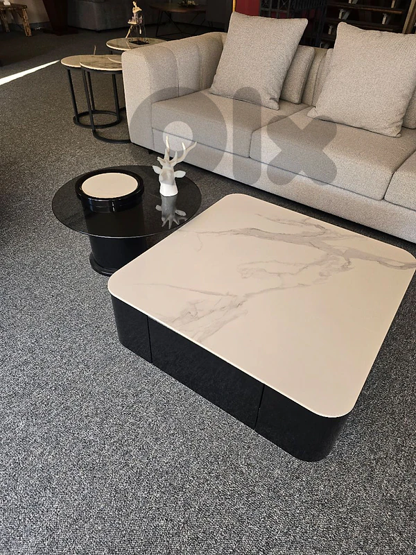 marble table