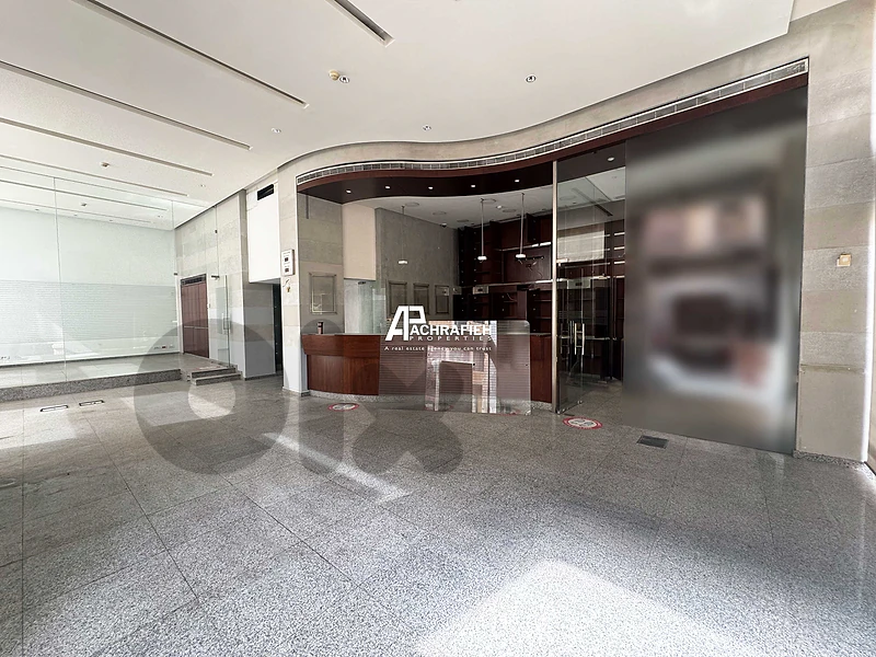 175 Sqm - Shop For Rent in Downtown