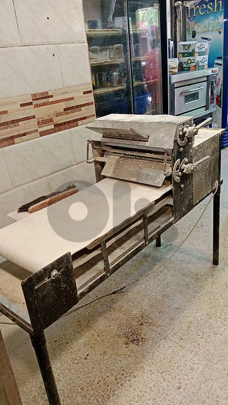 عدة  فرن كاملة مع 40 لوح مع ستاندات الحائط