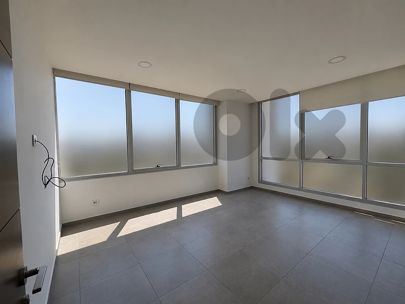 Unfurnished Office for Rent in Sin El Fil MQZA021