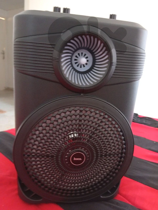 Hoco Speaker great condition 🔥