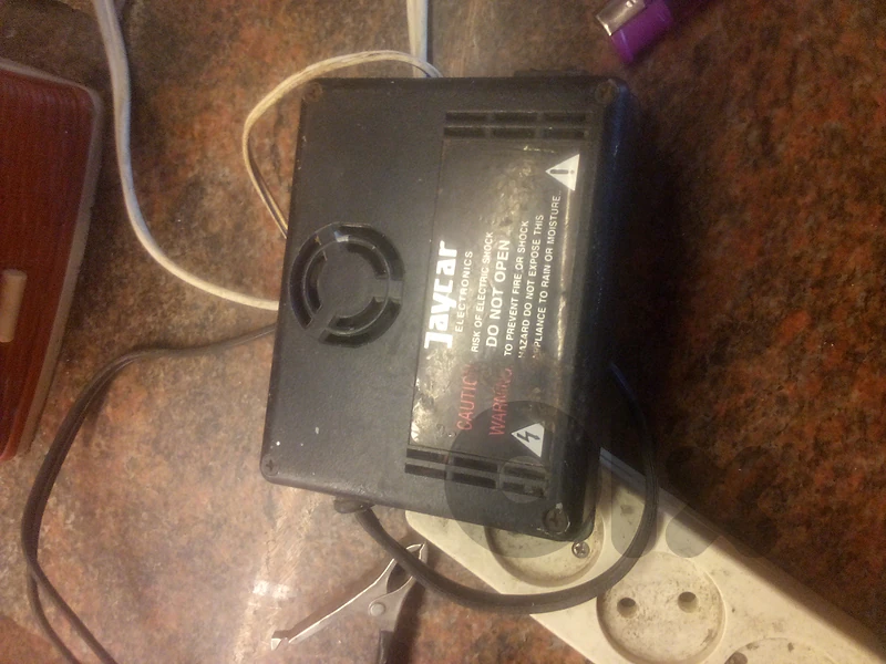 Ac to DC mini inveetor