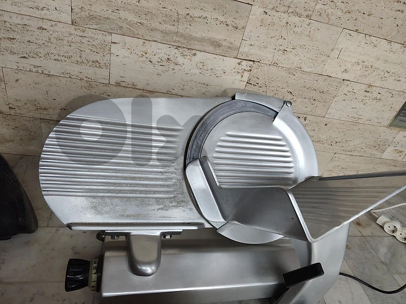 OMAS Italian Professional Meat & Cheese Slicer