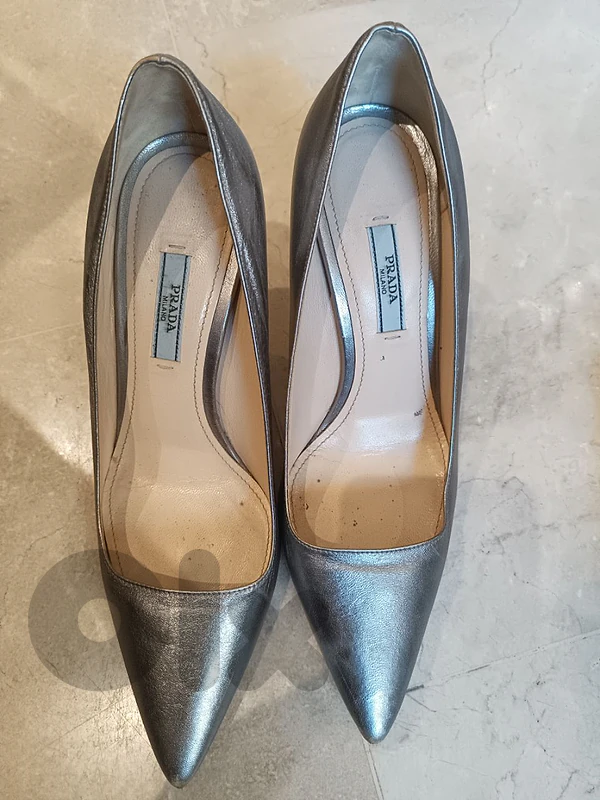 prada shoe 38 1/2