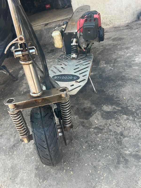 G - SCOOTER 2 Stroke 49cc
