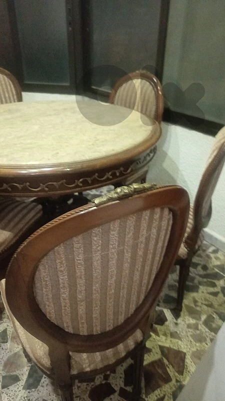 سفرا 6كراسي مع طاوله  رخام