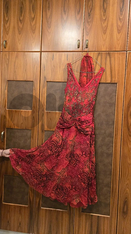 red dress red dress